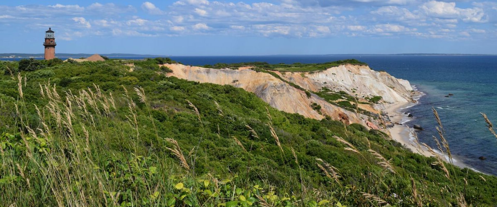 Can anyone visit martha's vineyard?